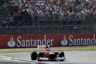F1: Räikkönen rosszkor bújt Alonso mögé 16