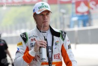 F1: Räikkönen rosszkor bújt Alonso mögé 20