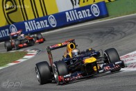 F1: Räikkönen rosszkor bújt Alonso mögé 22