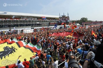 F1: Hamiltonnak keserű volt a pezsgő