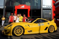 400 milliós Ferrari a Google-vezérnek 18