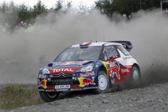 Loeb nyerte a brit időmérőt