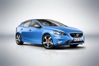 Versenyzőnek áll a Volvo V40 26