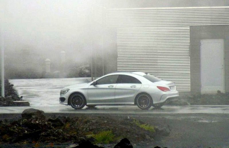 Lebukott az új kecskeméti Mercedes 7