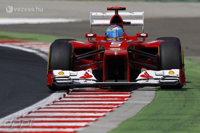 F1: Alonsóék lábbal DRS-eznek