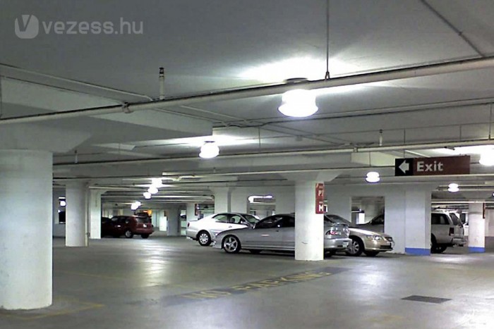 Szélesebb autók, szűk parkolóhelyek 5