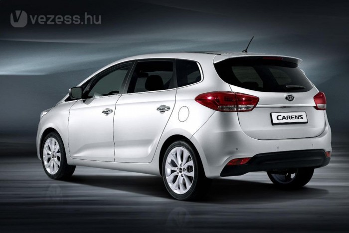 Új családi autó a Kiától 5