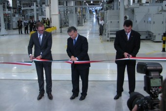 A vadiúj magyar Opel-üzemben jártunk