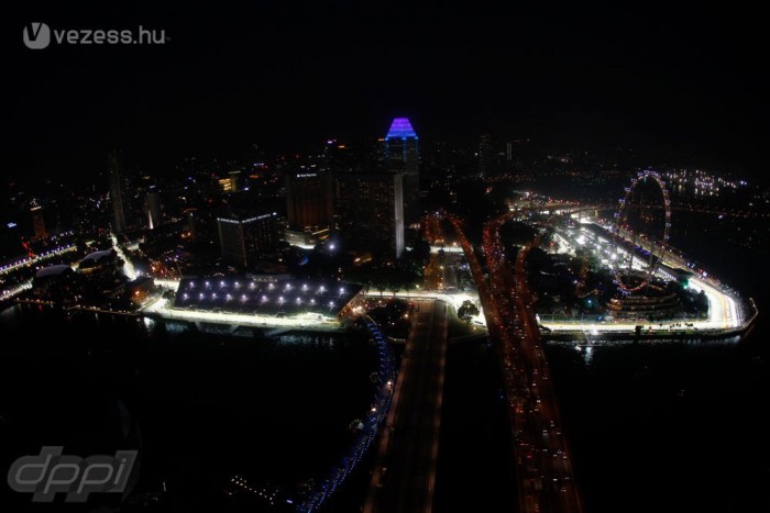 F1: 2017-ig marad Szingapúr