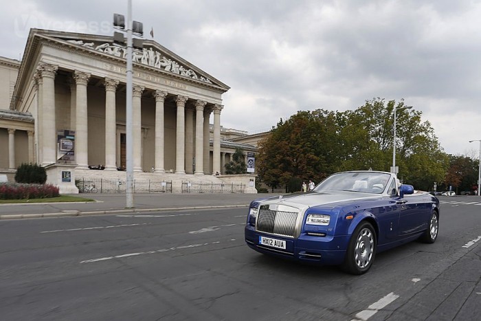 Minden kabriók fejetlen fejedelme 9 Phantommal a Hősök terén - hát bizony, volt egy jó napom