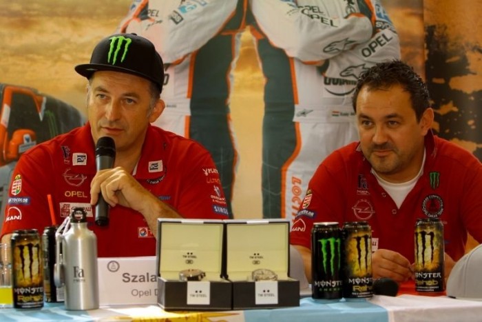 Szalay óriáscsapattal megy a Dakarra 6