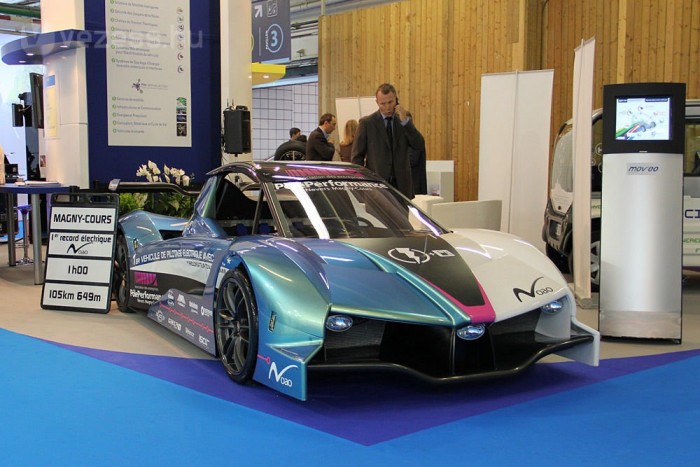 Egy óra alatt 105 kilométernél is messzebb jutott