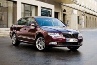 Skoda Superb jár a legtöbb politikusnak mostanában