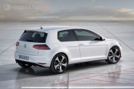 Spéci kormány az új Golf GTI-ben 22