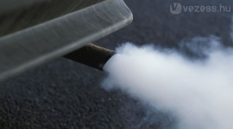 Kipufogógázzal akart gyilkolni