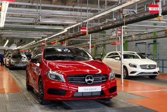 Óriási siker a Mercedes A-osztály