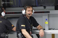 F1: A sereghajtó szívesen venne jobb autót 8