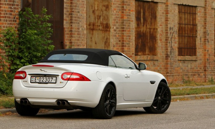 Így kell stílusosan elkölteni negyvenmilliót 6 | Vezess Gyors, de inkább luxusautó, mintsem sportautó