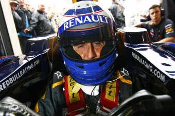 Prost 16 év után vezetett aktuális F1-est