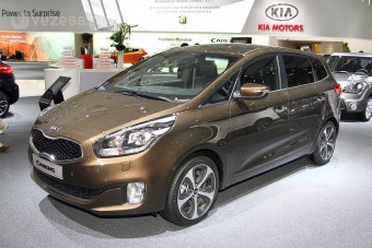 Nagycsaládi autó a Kia-tól: új Carens