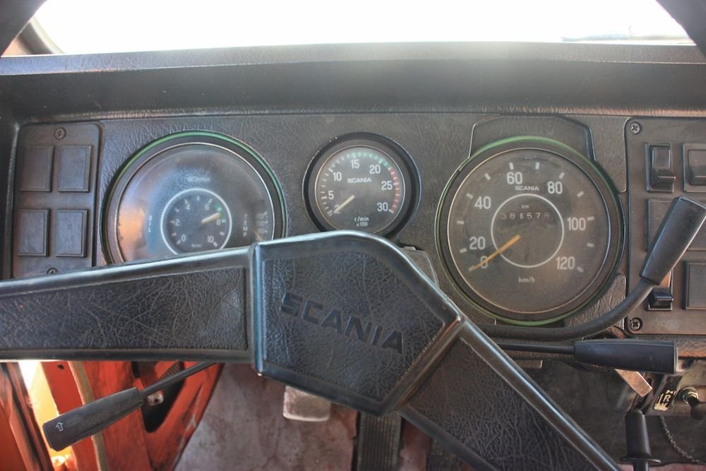 A Scania LT110 beltere
