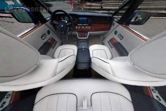 Ilyen bentről egy Rolls-Royce