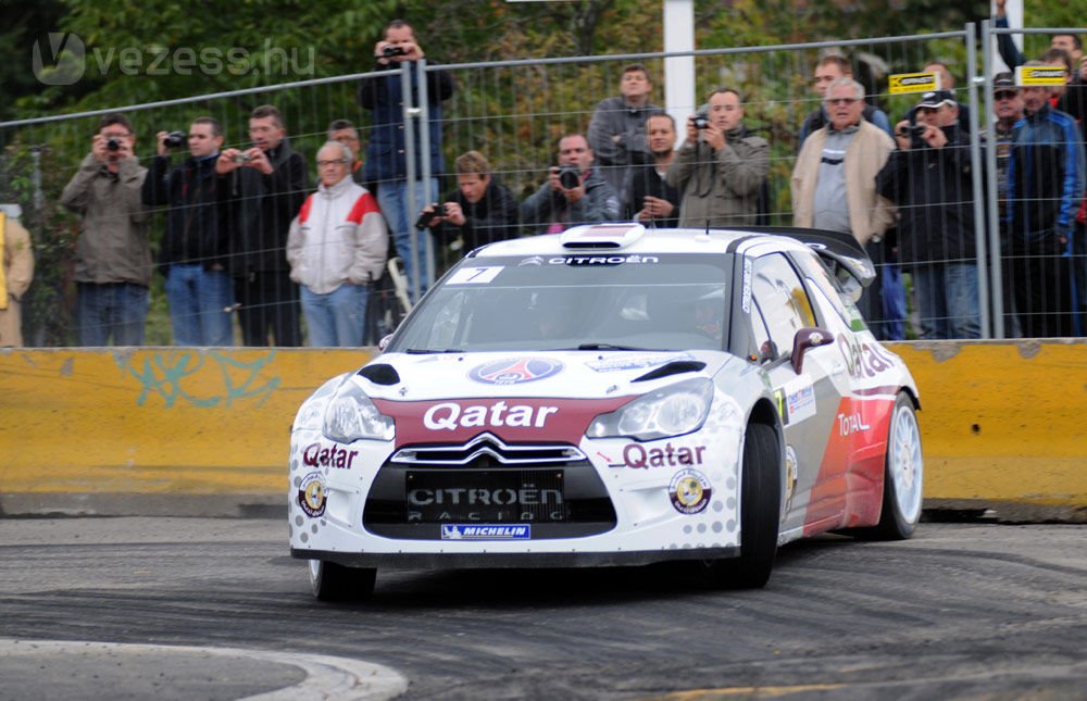 Loeb gondokkal kezdett a Francia-ralin 6