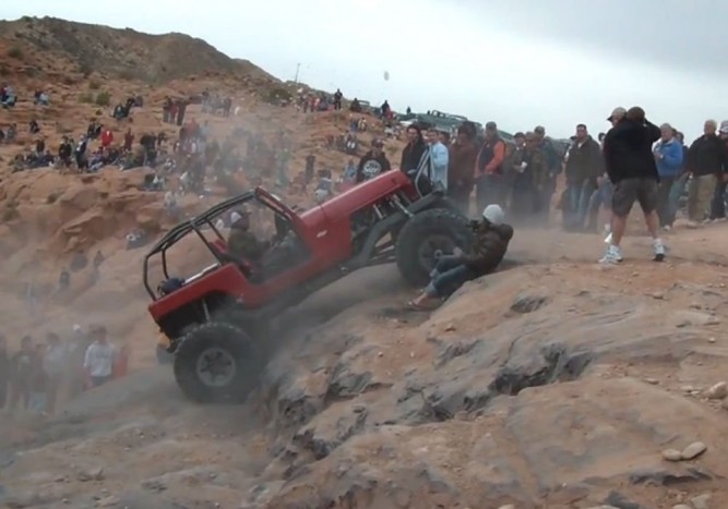 Részeg néző halálközeli kalandja egy terepversenyen