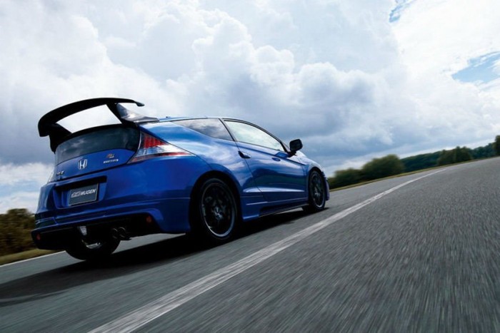 Hibrid Honda utcai versenyzőknek 6