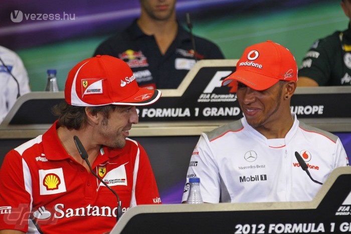 F1: Alonso helyesli Hamilton átigazolását