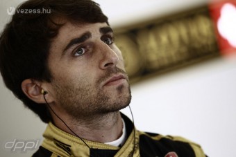 F1: A Lotusnál tesztel Alain Prost fia