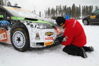 Lassan, de biztosan fogynak a Ford darabjai