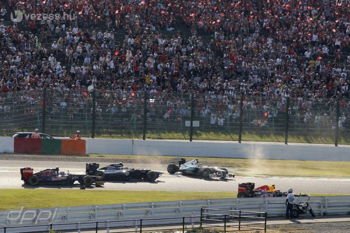 F1: Webber megint eltiltaná Grosjeant 2 F1: Webber megint eltiltaná Grosjeant 2