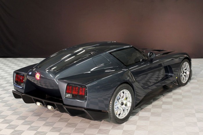 Belga sportkocsi Le Mans-i háttérrel 7