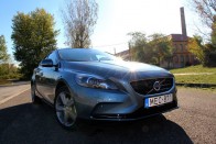 Volvo V40 – Jól hangolt egyediség 32