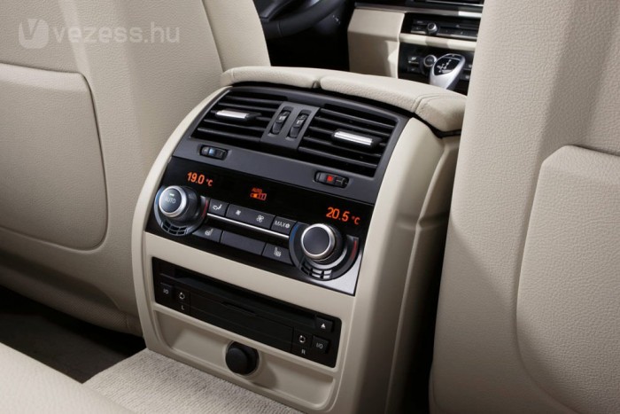 Titkolják a drága autókat a cégvezetők 5 | Vezess Titkolják a drága autókat a cégvezetők 5