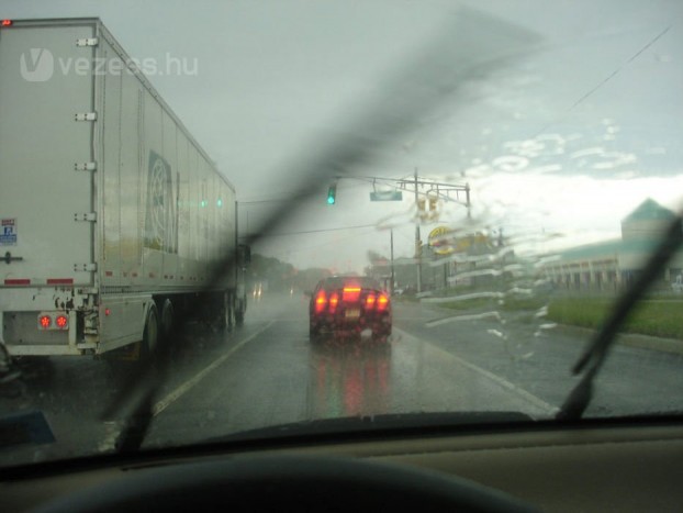 Készüljön fel az őszi autózásra! 4