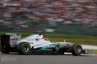 F1: Megrovást kapott az elégedett Schumacher