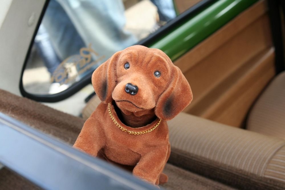 Bólogató kutya nélkül nincs retró!