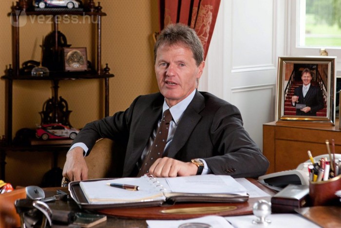 A Ford kiszáll a rali-világbajnokságból 8