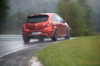 8:30-as időt fut az Opel Corsa OPC Nürburgring Edition