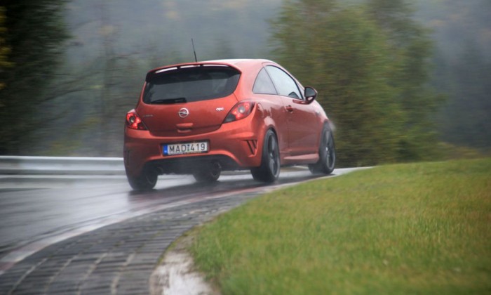 8:30-as időt fut az Opel Corsa OPC Nürburgring Edition