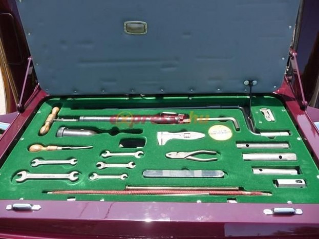 Nyálcsorgatásra érdemes használt autók 7 | Vezess Szerszámkészlet is jár az angol veteránhoz