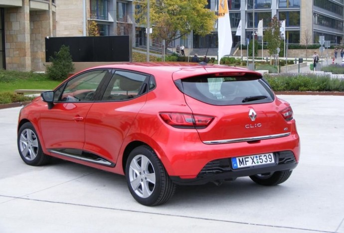 Itthon az új Clio 7 Itthon az új Clio 7