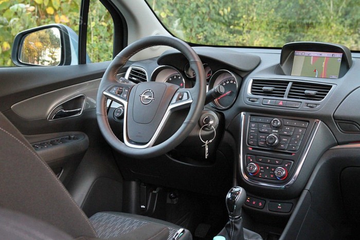 Apró, városi szabadidő-autó? Van ennek értelme? 12