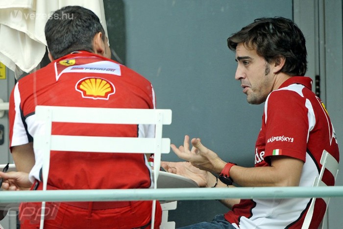 F1: Alonso cáfolta a kiborulást 2 F1: Alonso cáfolta a kiborulást 2