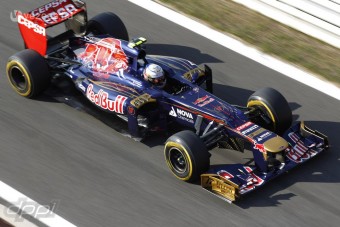 Motort cserél a Force India és a Torro Rosso