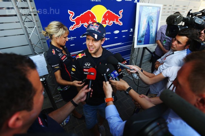 F1: Vettel a műszaki hibáktól tart