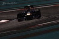 F1: Erős tempóval kezdett Hamilton 28