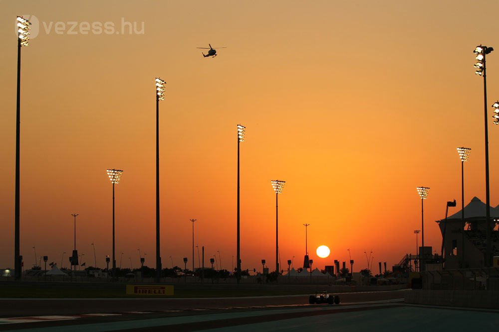 F1: Vettel az élen, Alonso messze 24